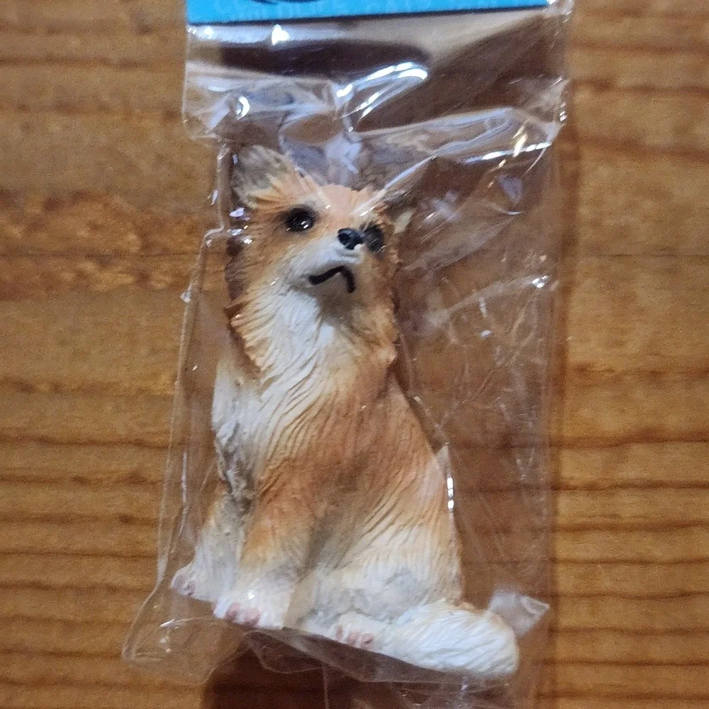 Conversation Concepts Chihuahua Mini Hand Paint Figurine Long Hair Dollhouse Dog